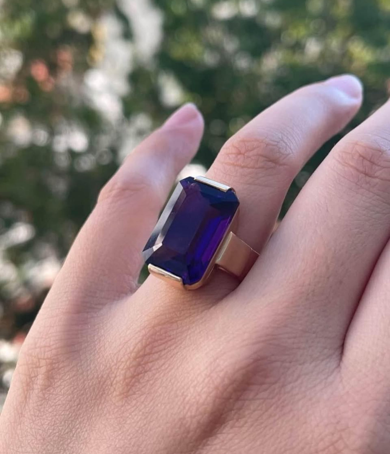 Vintage handmade 9ct yellow gold purple amethyst cocktail ring