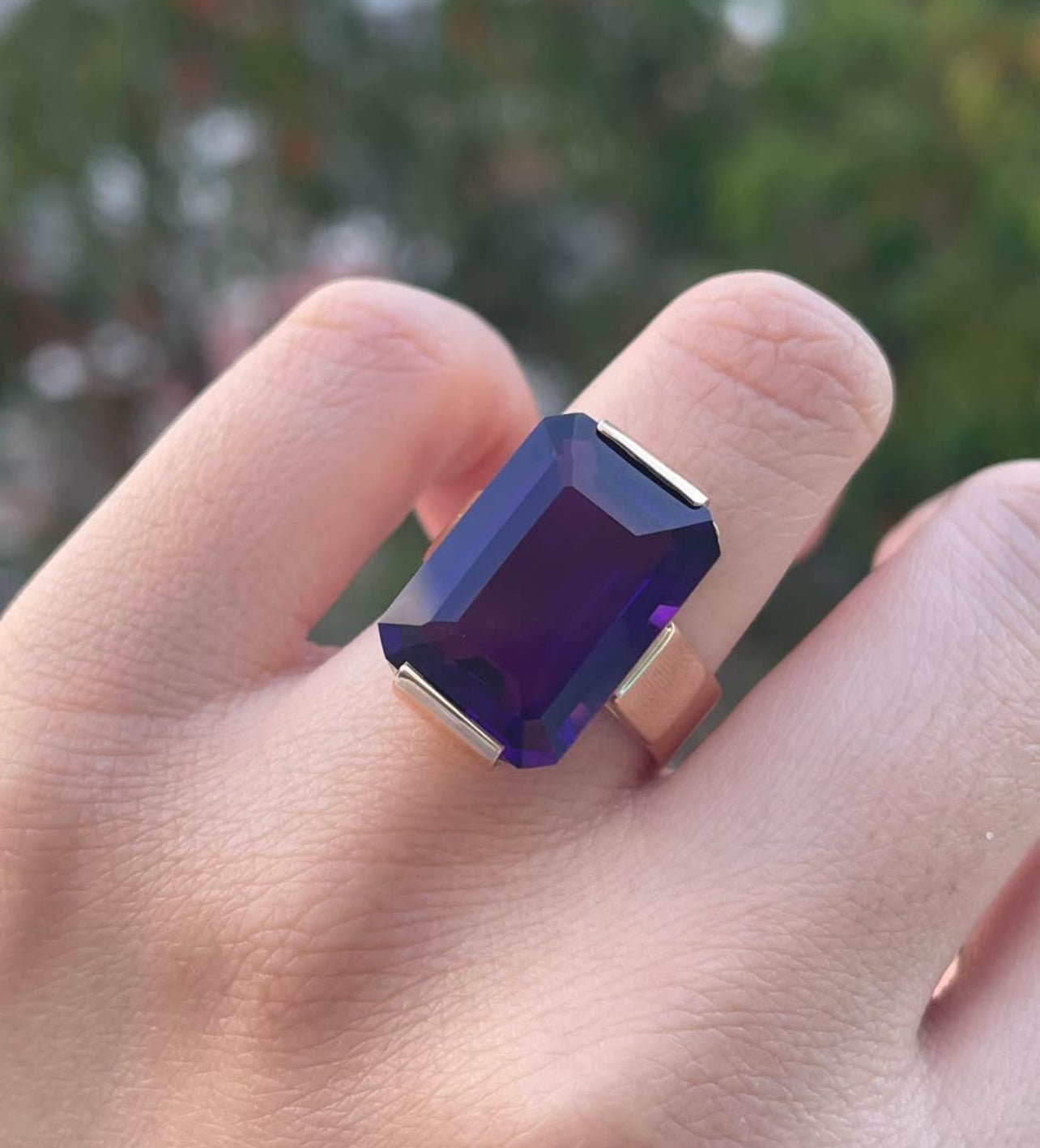 Vintage handmade 9ct yellow gold purple amethyst cocktail ring