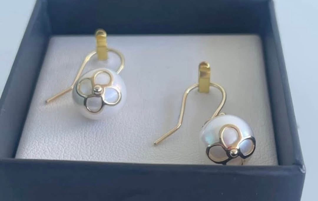 SE custom 9ct yellow gold round pearl drop earrings with flower detailing