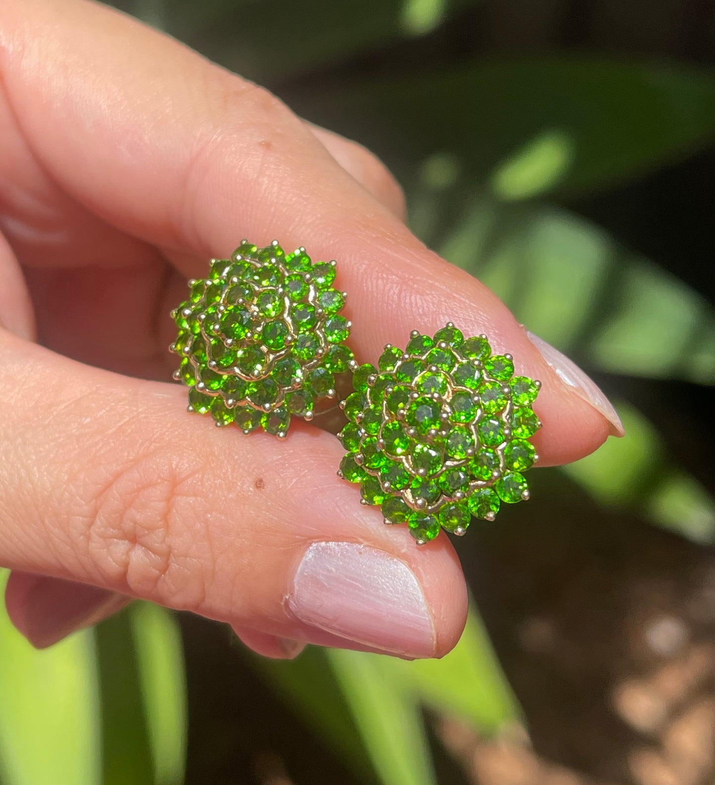 Vintage Rare Tsavorite (green garnet) Cluster Flower Earrings In 14ct Yellow Gold