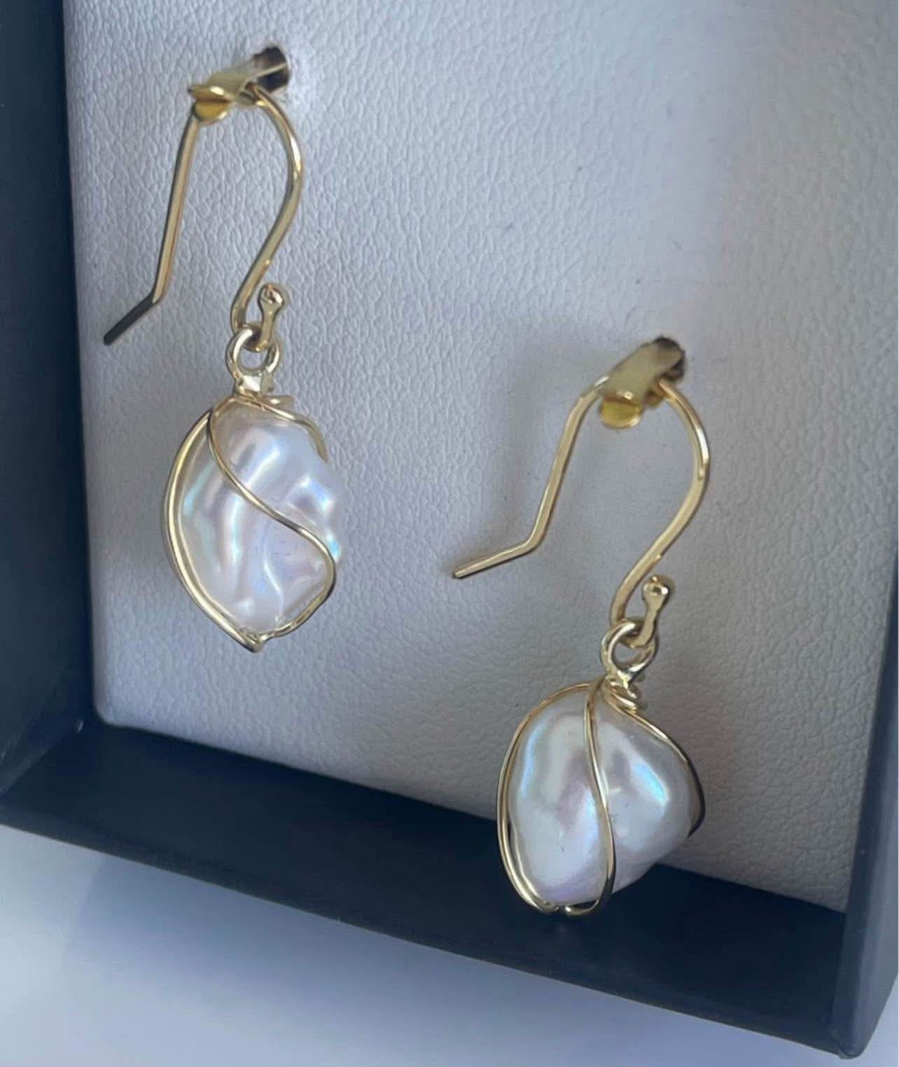 SE custom 9ct yellow gold wrap around wirework baroque pearl drop earrings