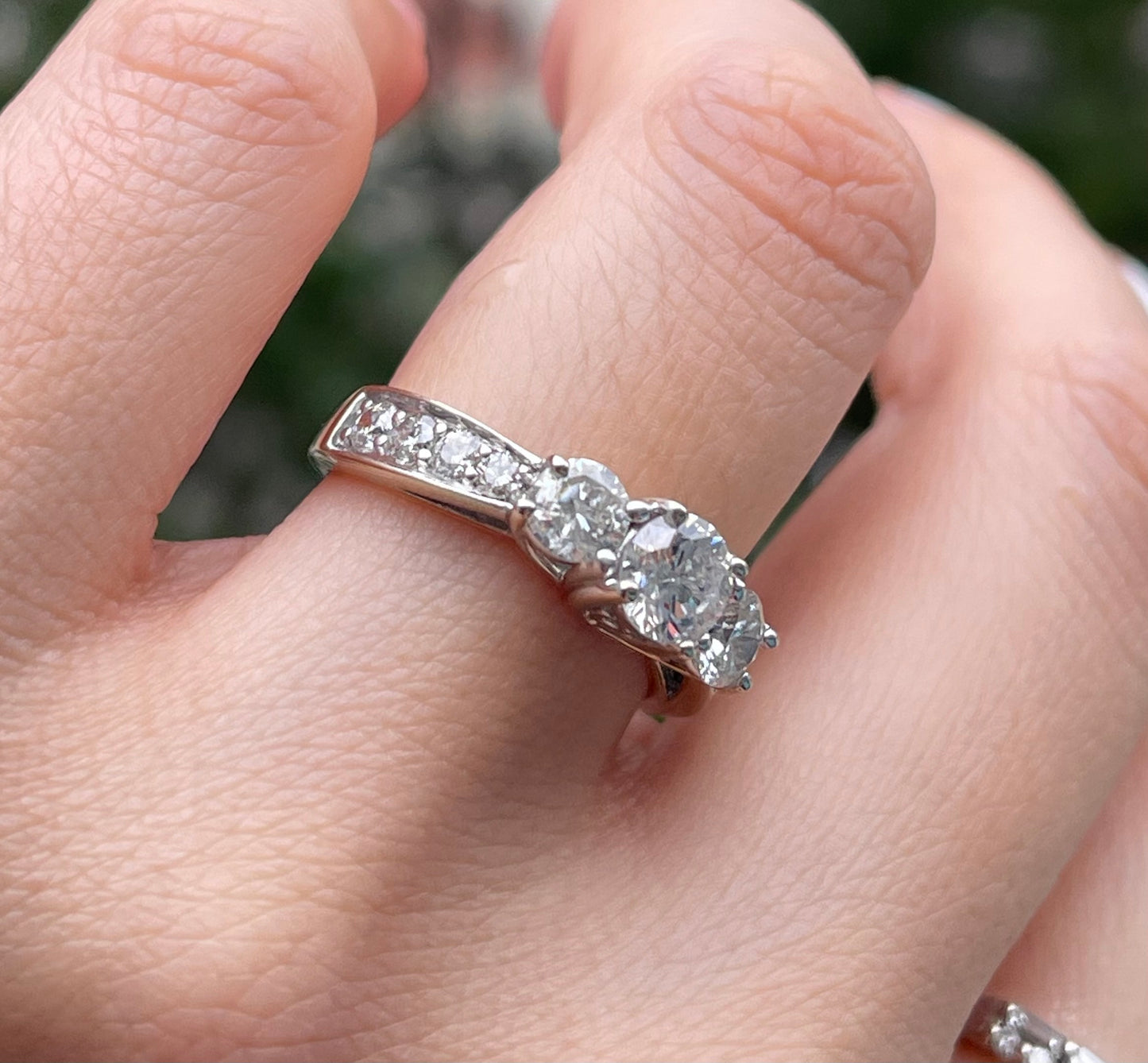 14ct white gold natural 1.71ct diamond trilogy ring