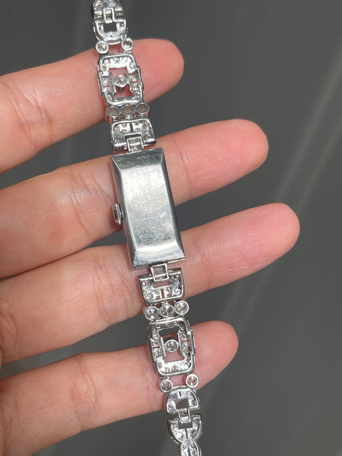 Antique Art Deco 3.65ct Natural Diamond Cocktail Watch In Platinum