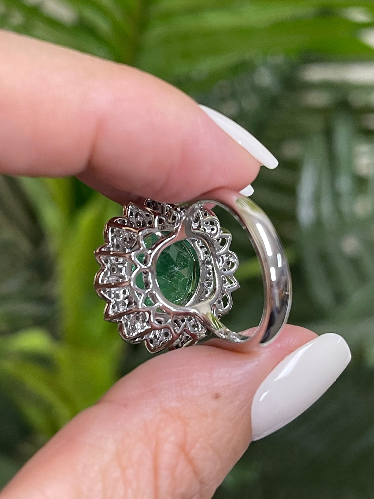 10.6ct Natural Colombian Emerald & 2.28ct Natural Diamond Flower Ring In 14ct White Gold