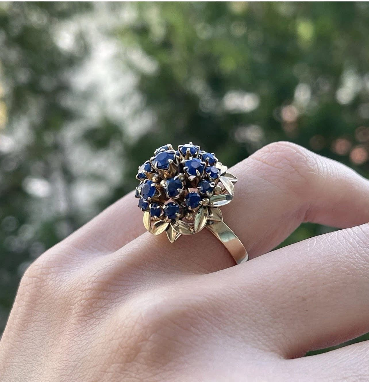 Vintage 10ct Yellow Gold Tripe Halo Design Natural Blue Sapphire Cluster Ring