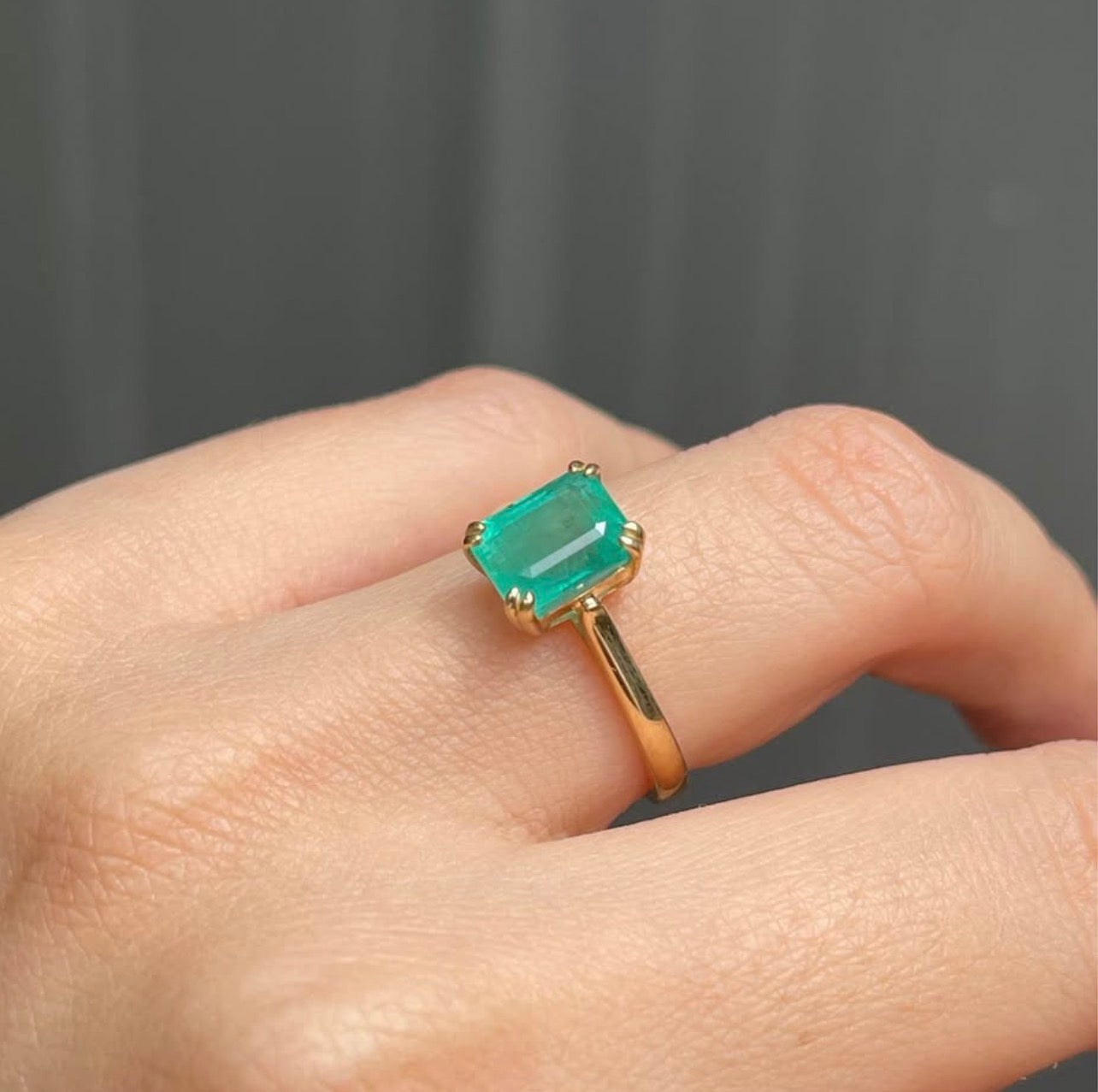 2.3ct Natural Emerald Ring In 9ct Yellow Gold