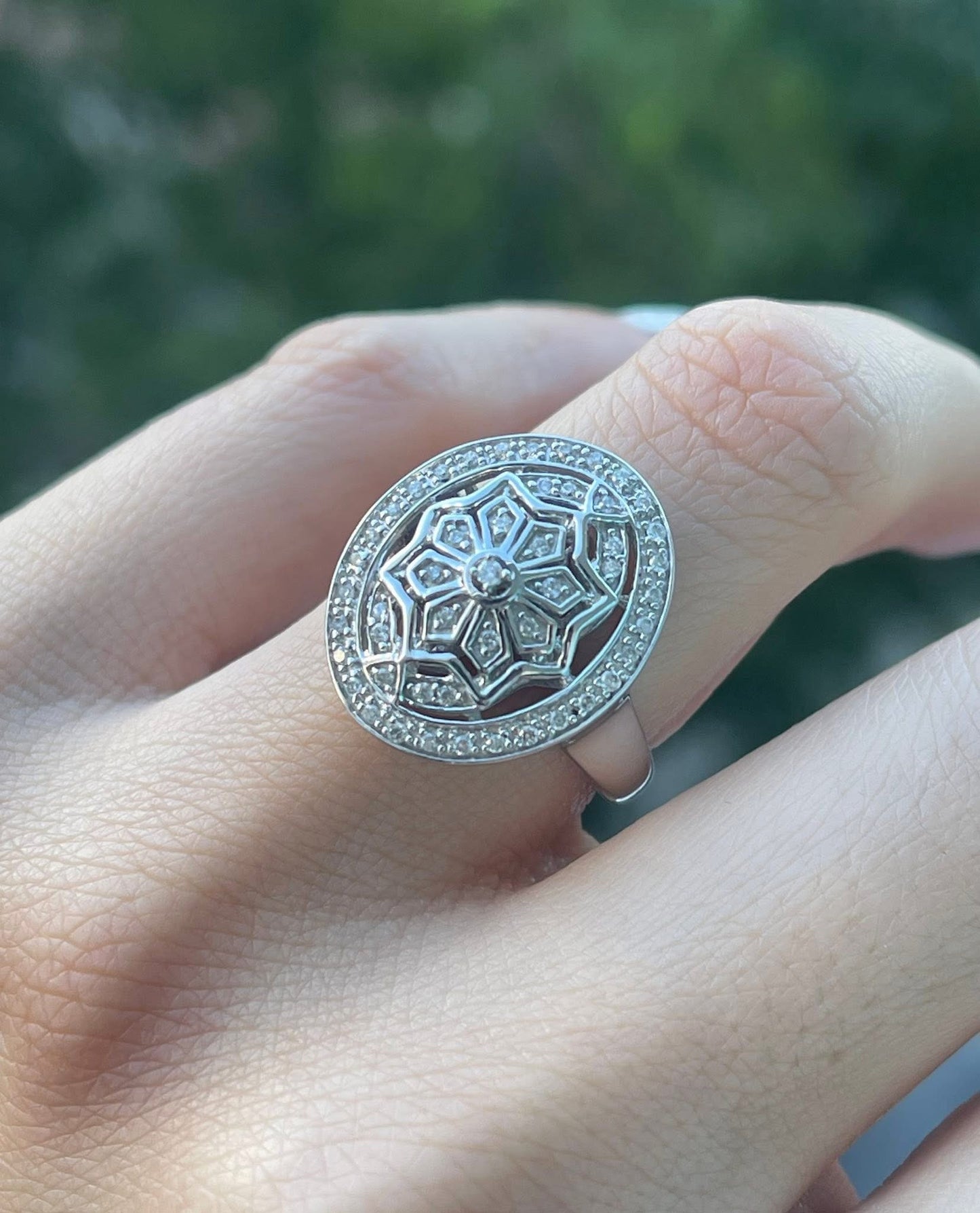9ct white gold art deco inspired diamond ring