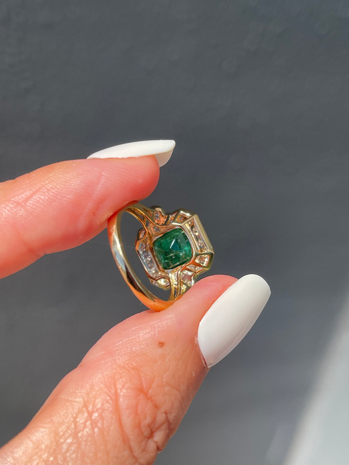 Natural Emerald Diamond Ring In 14ct Yellow Gold - Art Deco Style