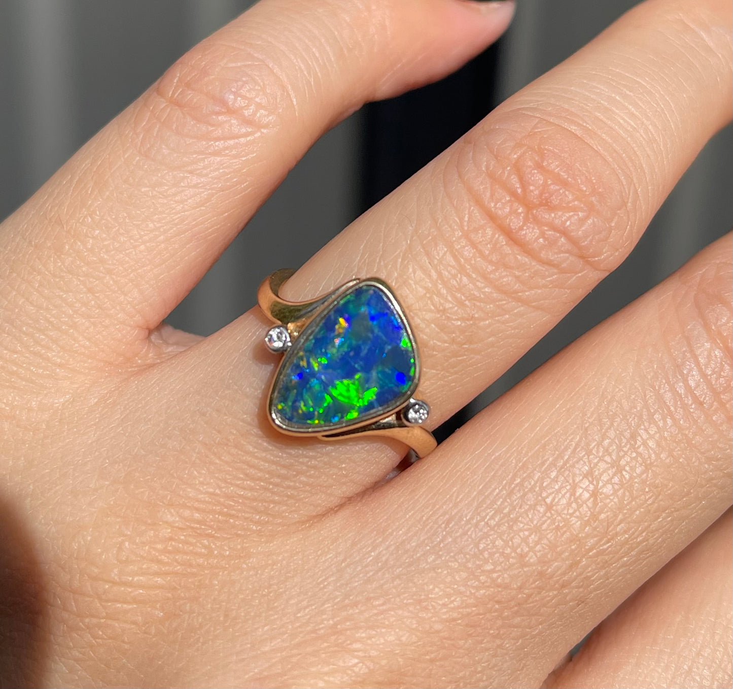 Vintage Handmade Australian Boulder Opal diamond Ring – Electric Blue & Green Fire In 14ct Yellow Gold