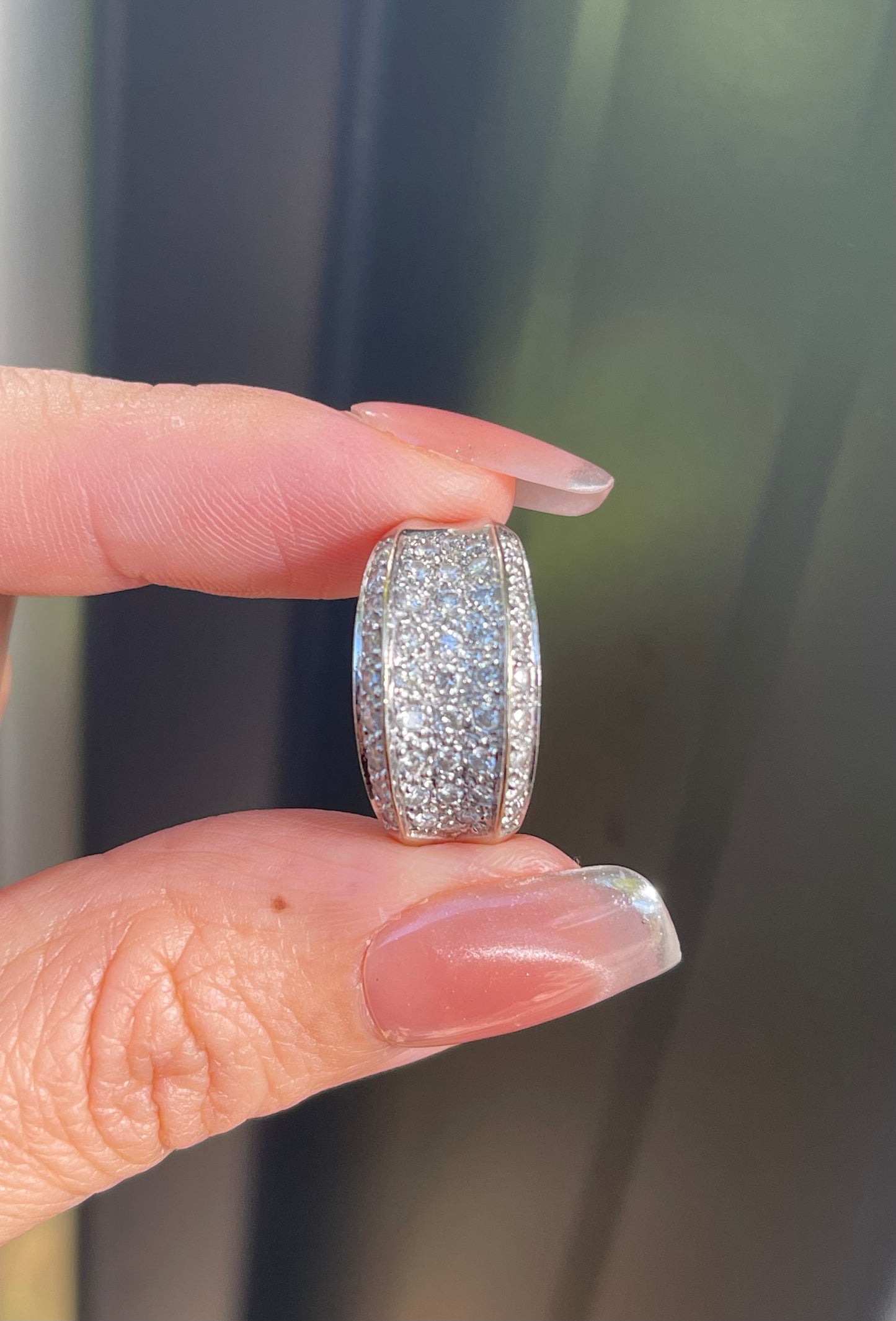 Vintage Natural Diamond Concave Pavé Band Ring In Heavy Solid 18ct White Gold