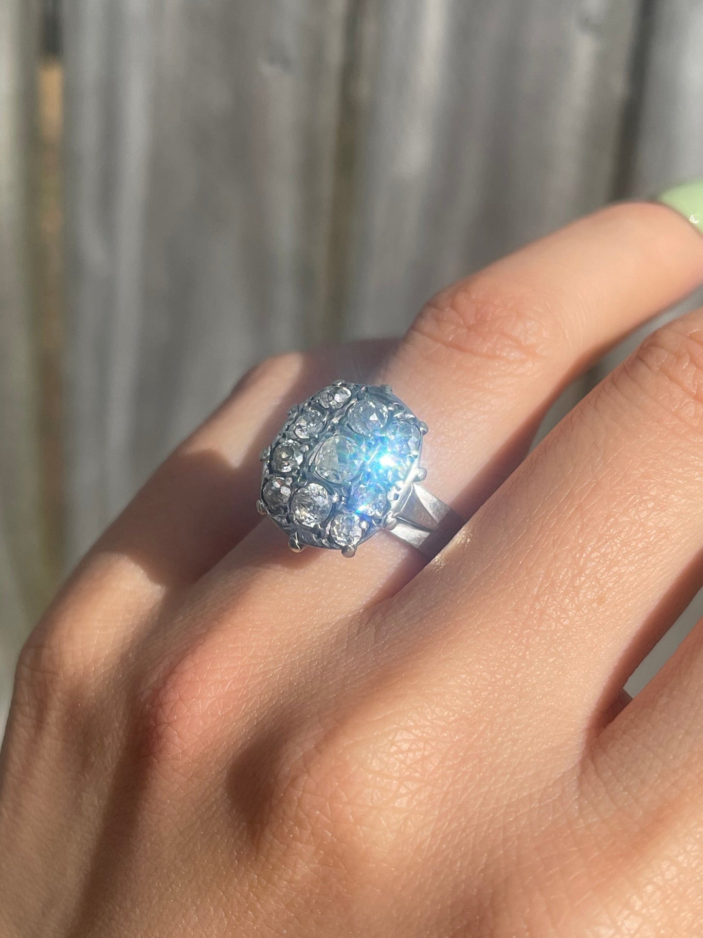 Antique 1920s 1.5ct Old Cut Diamond Cluster Ring In 18ct & Palladium