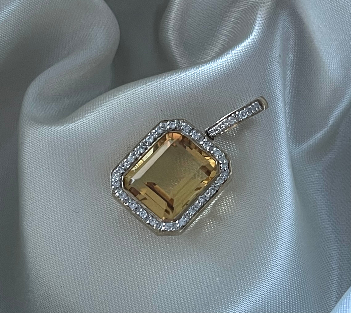 Art deco style 9ct yellow natural citrine diamond halo pendant