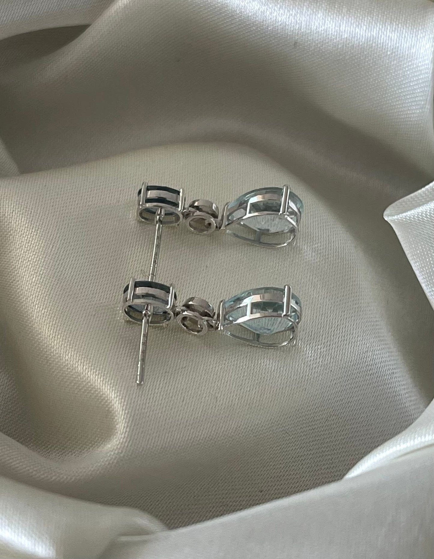 9ct white gold natural aquamarine sapphire diamond drop earrings