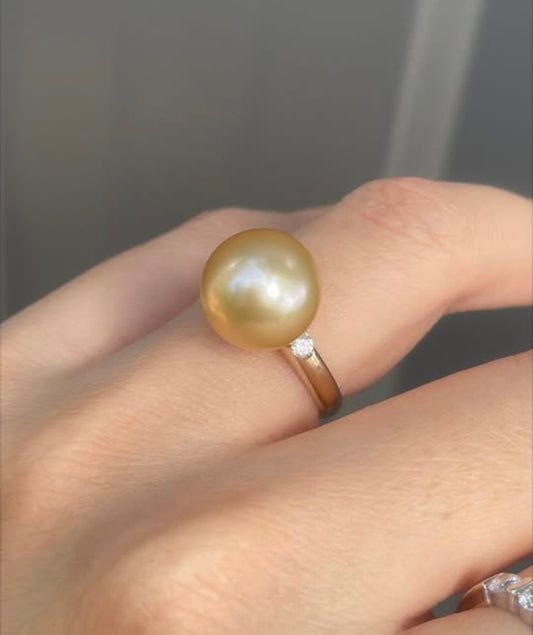 S.E. Custom Golden South Sea Pearl Ring With Diamond In 9ct Yellow Gold