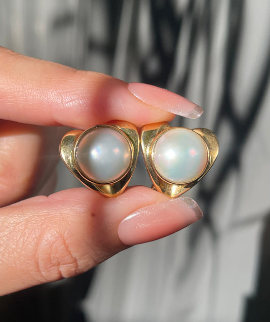 Vintage Italian-origin Heart-shaped Clip-on Earrings With Mabé Pearls In 18ct Yellow Gold