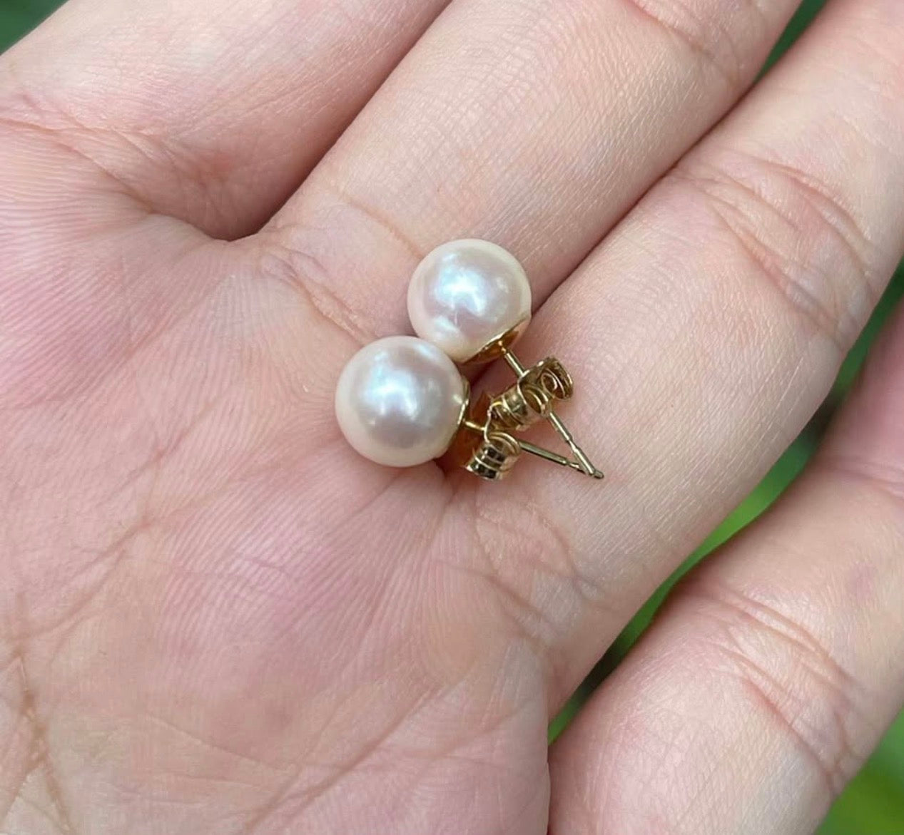 Vintage 14ct yellow gold genuine pink akoya pearl stud earrings
