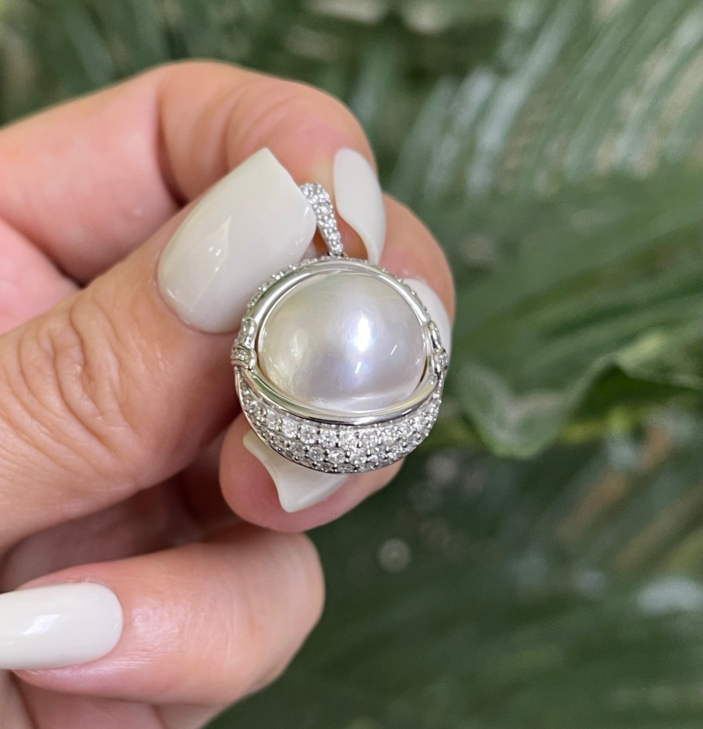 14.9mm Silvery White Mabe Pearl & 1ct Diamond Pendant In 14ct White Gold