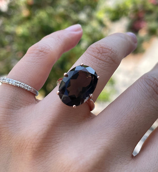 S.E. Custom 9ct rose gold 12.6ct natural smoky quartz cocktail ring