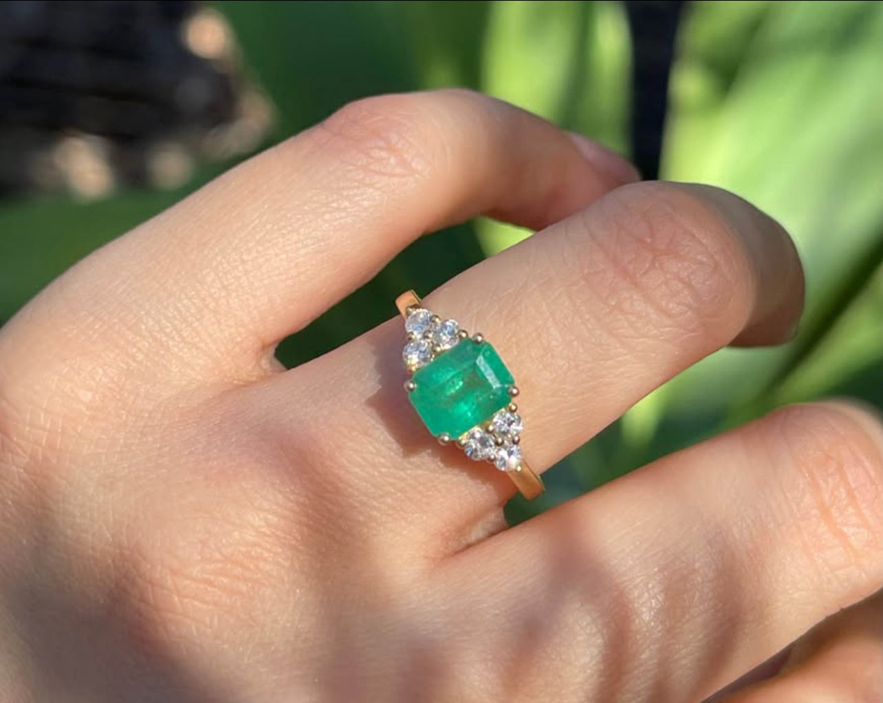 9ct yellow gold 1.75ct natural emerald diamond ring