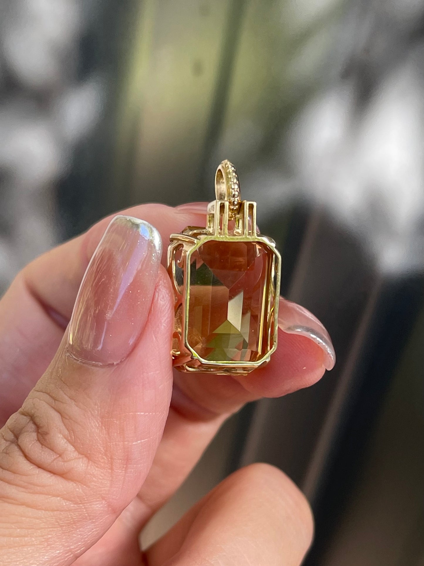 19.25ct Citrine Pendant With Milgrain Bale in 9ct Yellow Gold