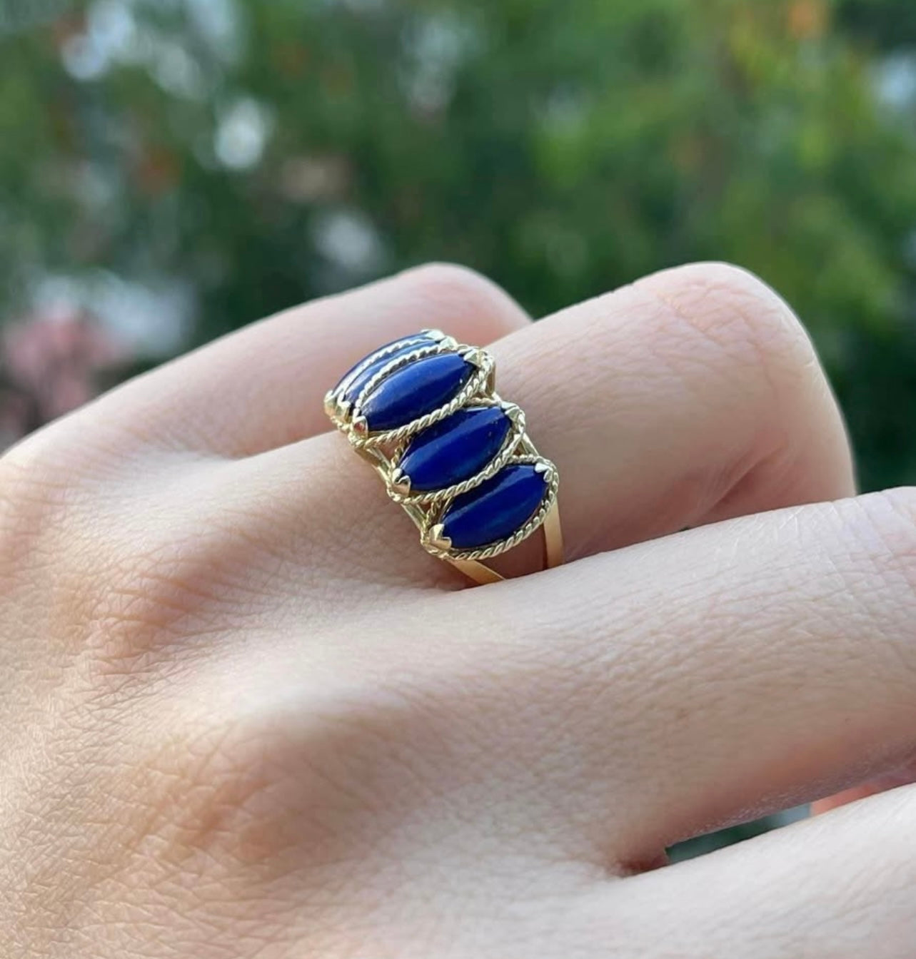 Vintage 14ct 5 stone marquise cut natural lapis ring