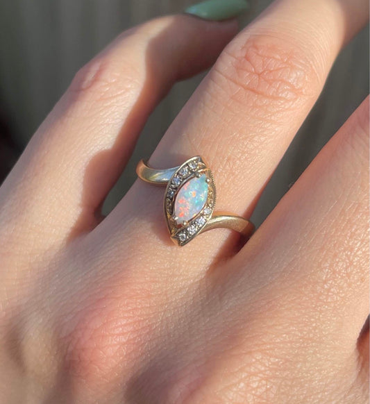 Vintage Solid Australian opal Diamond Ring In 9ct Yellow Gold