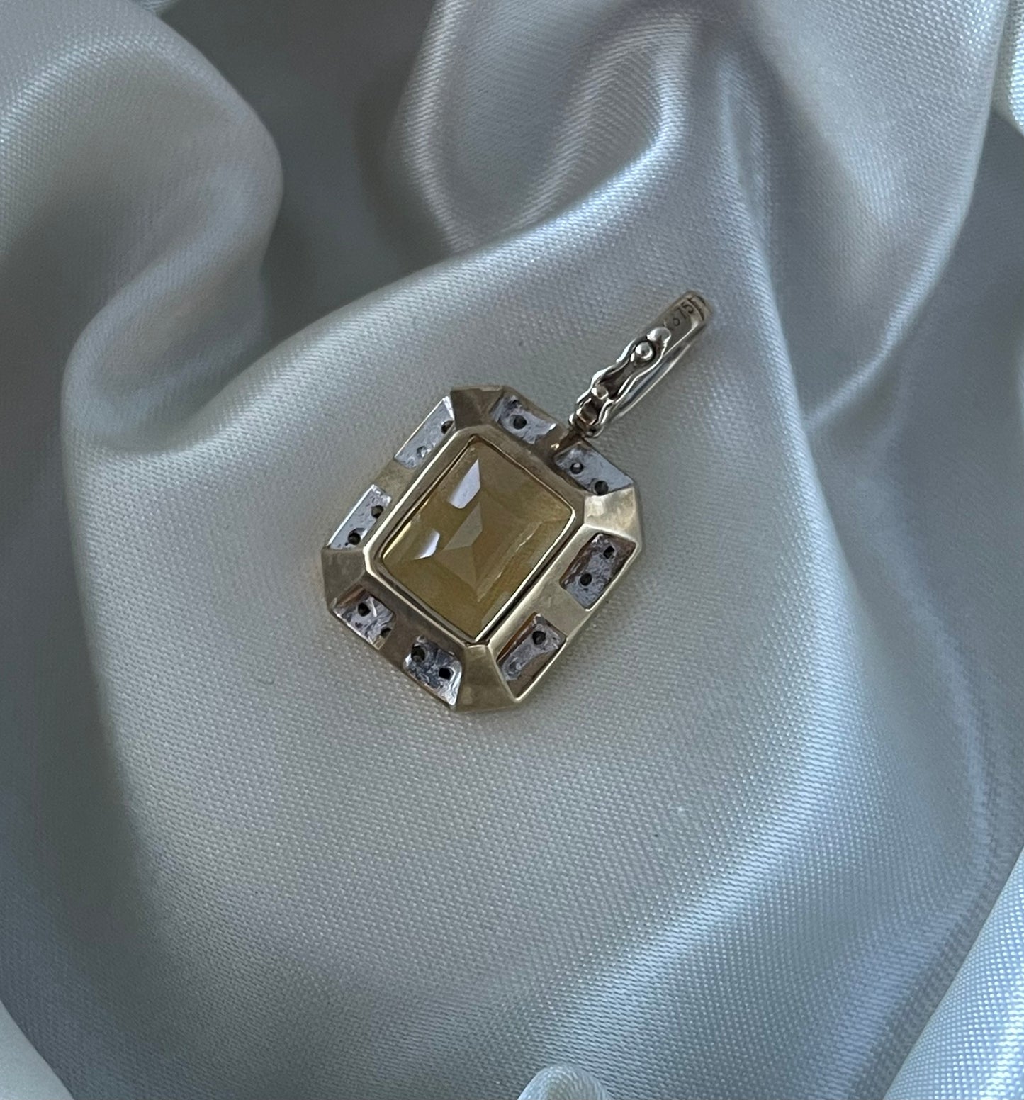 Art deco style 9ct yellow natural citrine diamond halo pendant