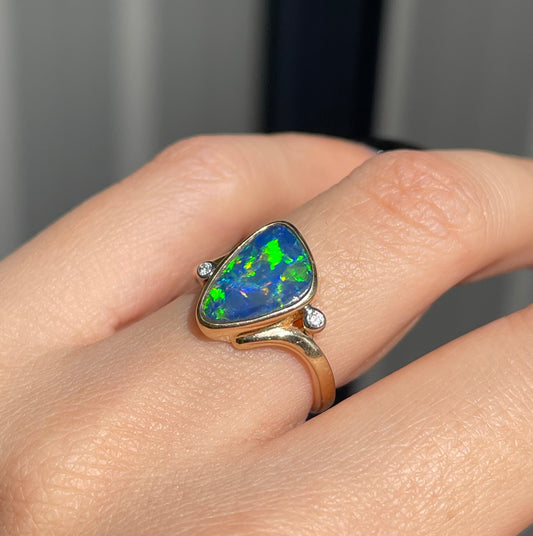 Vintage Handmade Australian Boulder Opal diamond Ring – Electric Blue & Green Fire In 14ct Yellow Gold
