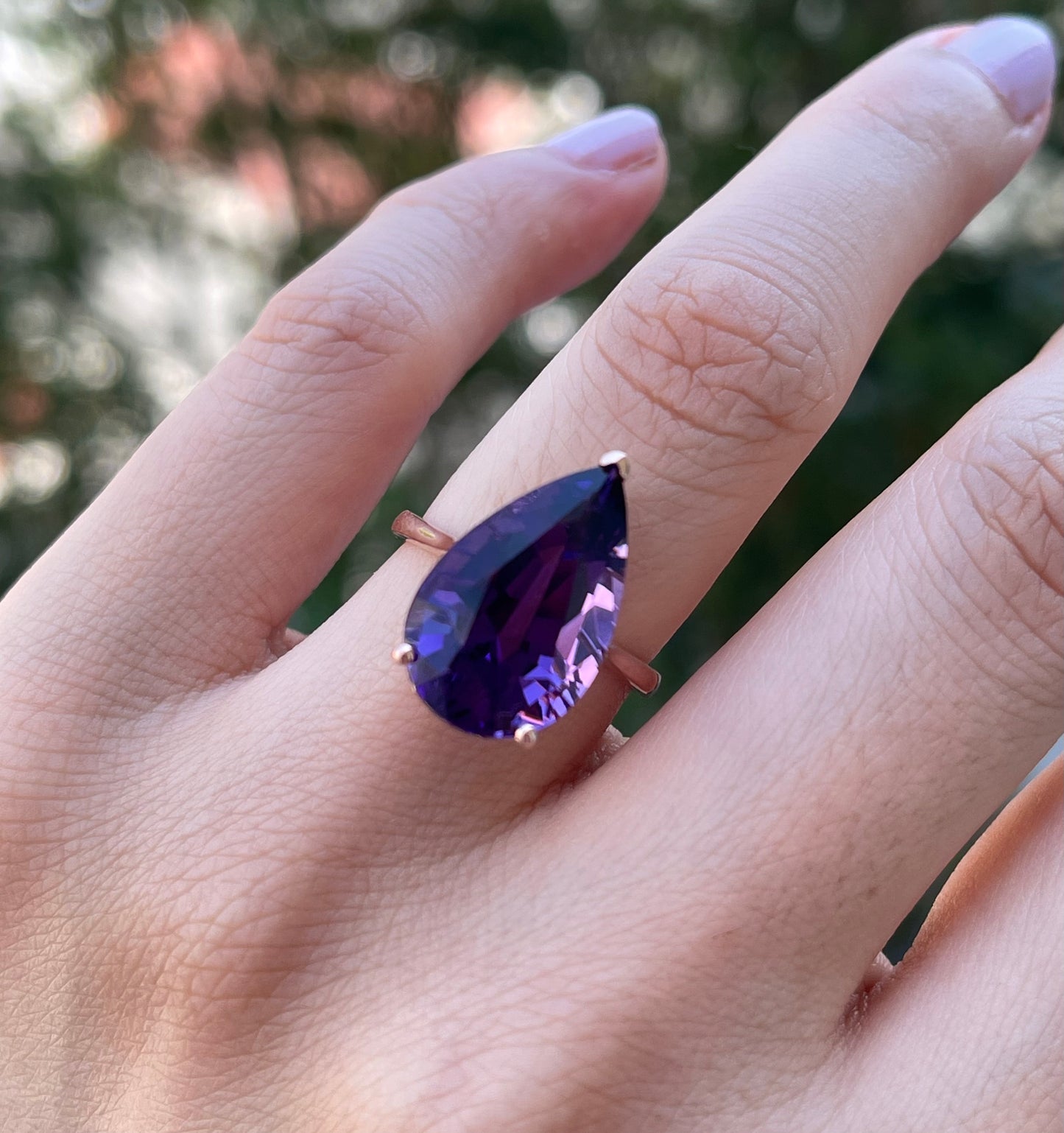 9ct rose gold pear shape 7.8ct natural deep purple amethyst ring