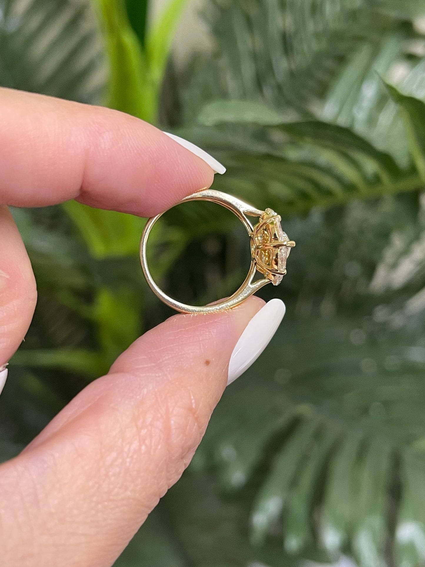 2ct Natural Diamond Cluster Ring In 18ct Yellow Gold