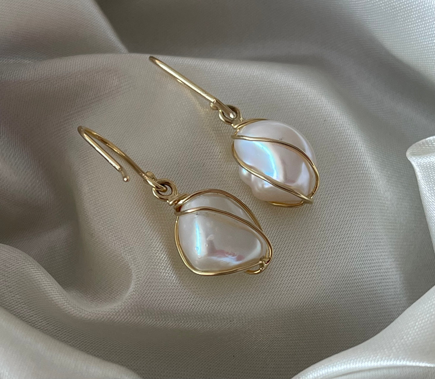 9ct yellow gold wrap around wirework baroque pearl drop earrings