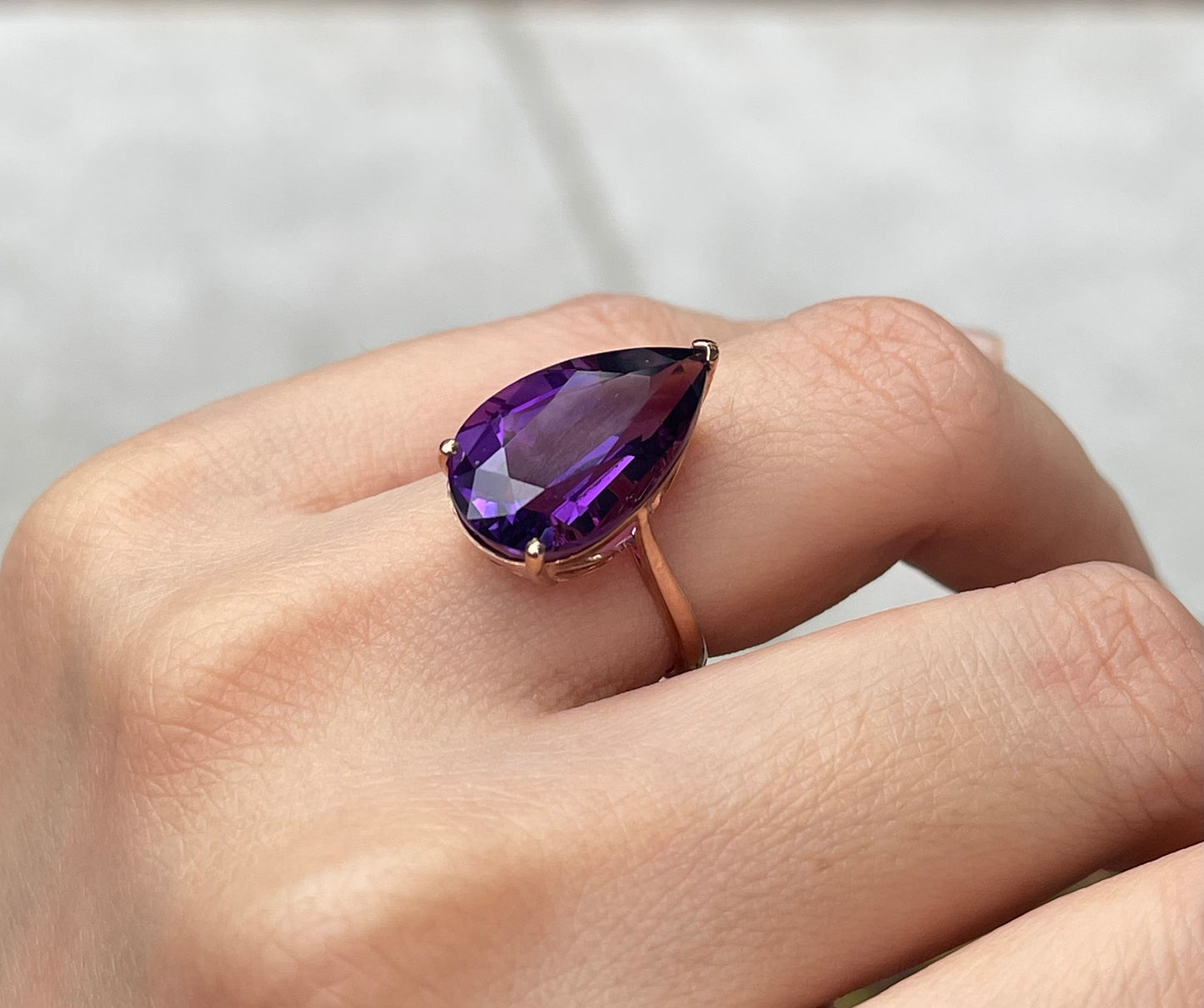 9ct rose gold pear shape 7.8ct natural deep purple amethyst ring