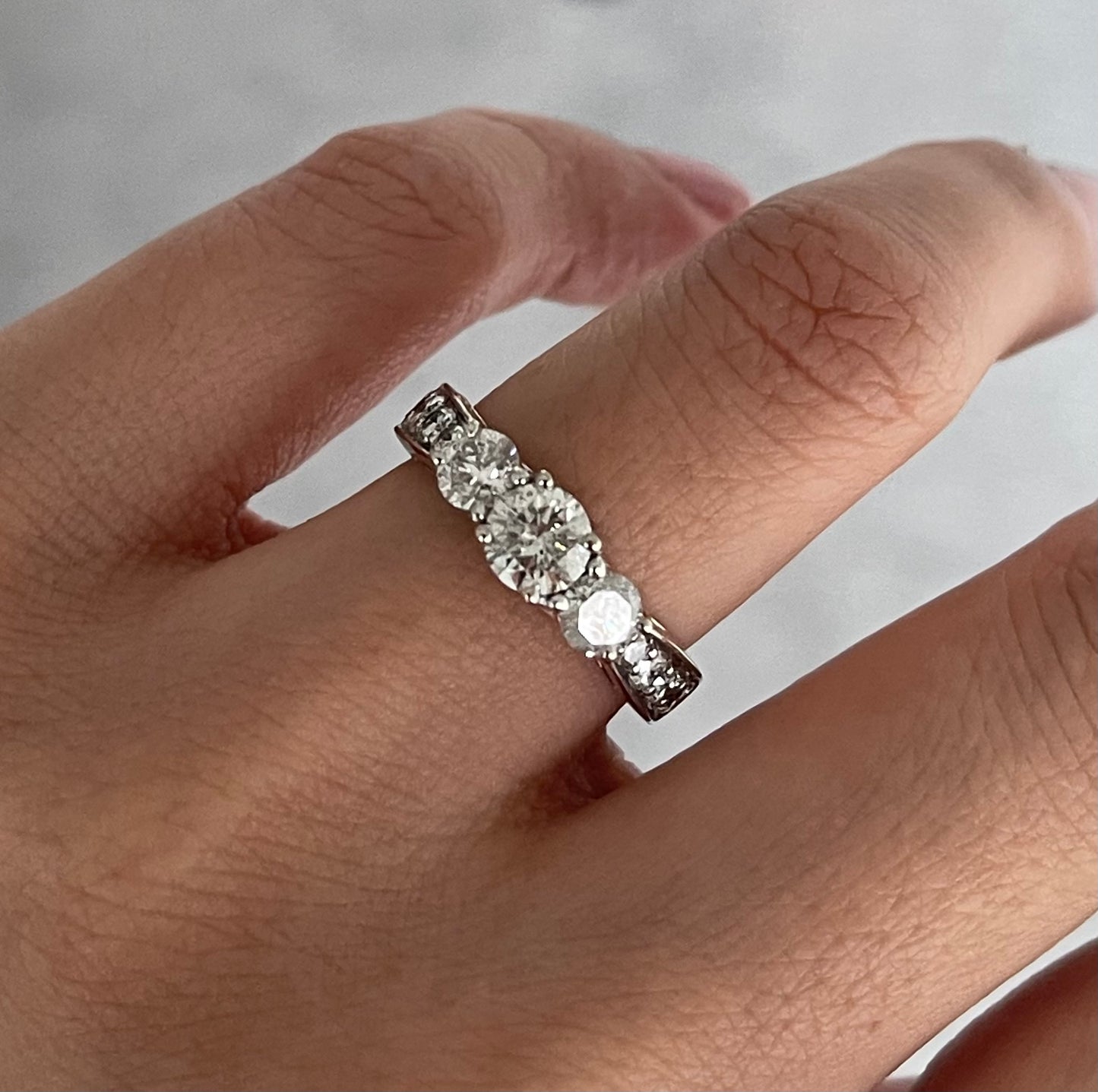 14ct white gold natural 1.71ct diamond trilogy ring