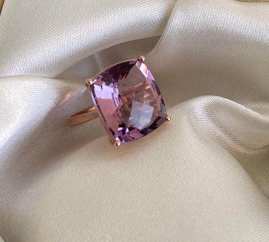 9ct rose gold 8.9ct Rose de France amethyst ring