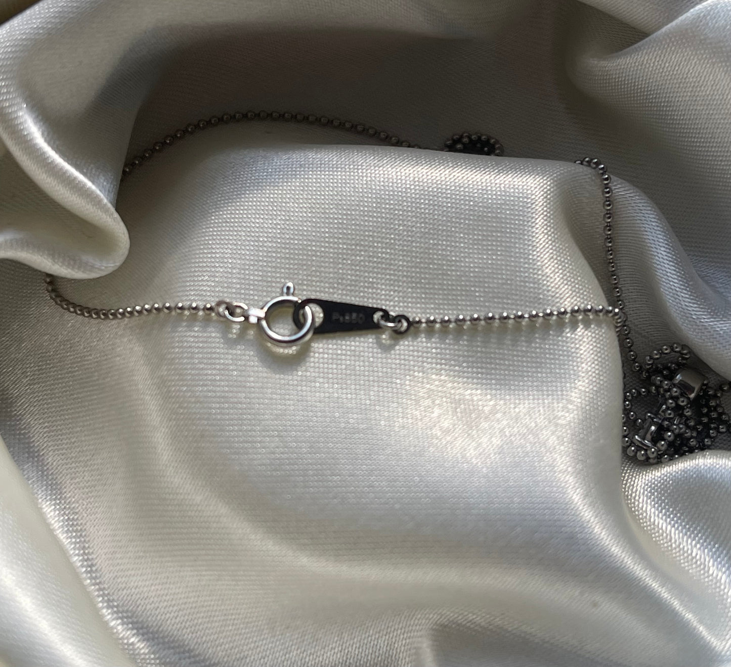 Diamond Trilogy Pendant Necklace in Platinum
