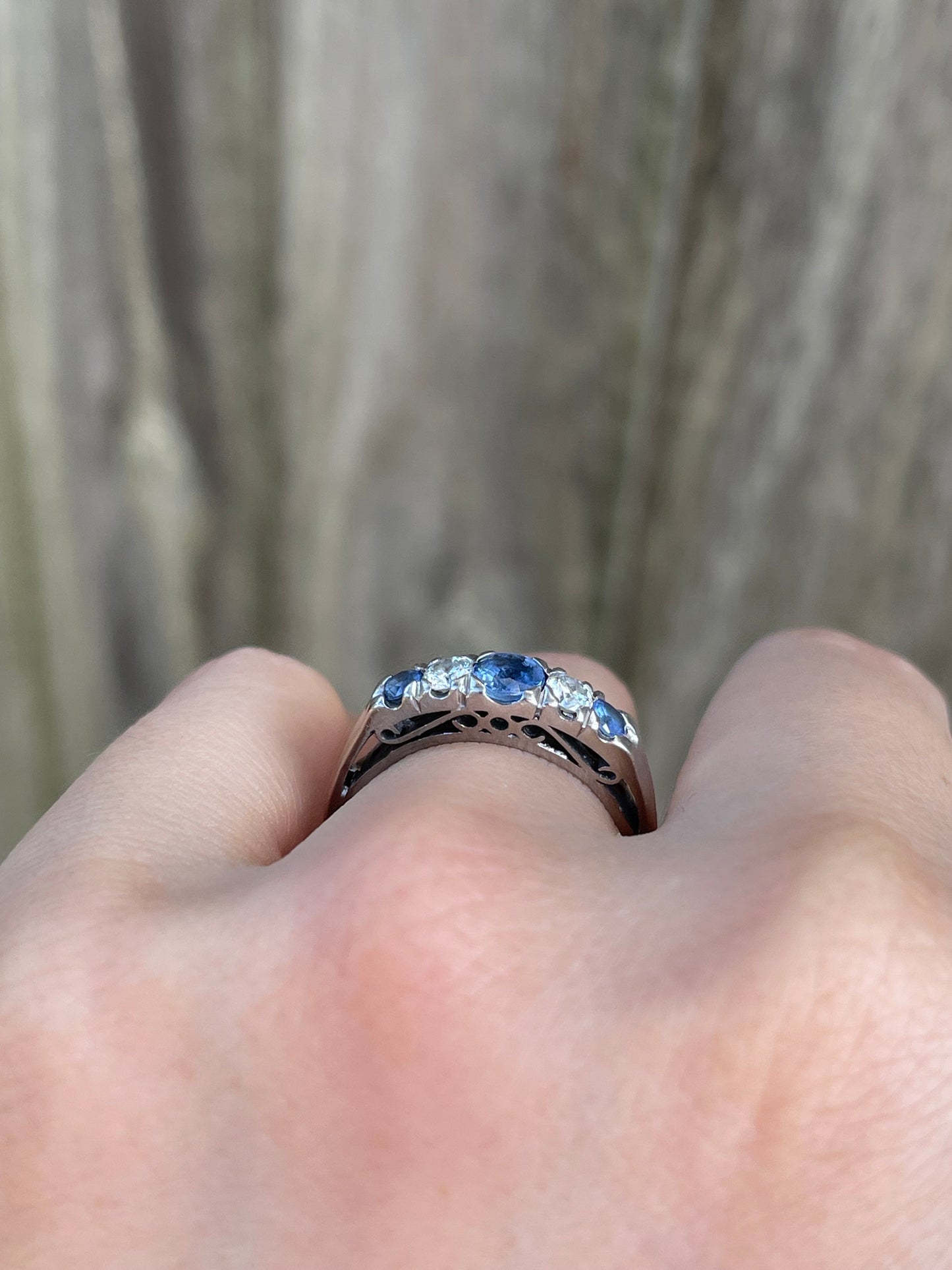 Vintage Natural Ceylon Sapphire Diamond 5 Stone Ring In 18ct White Gold