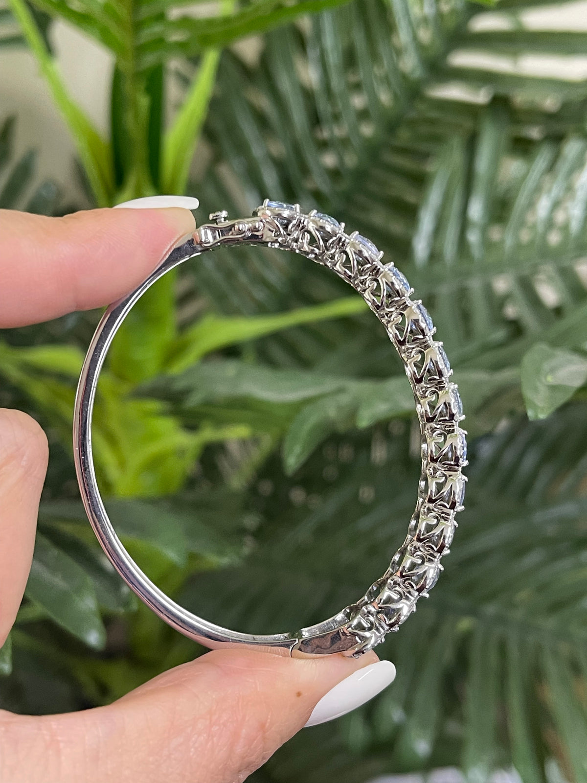 12.40ct Natural Ceylon Sapphire & 2.17ct Diamond Halo Bangle In 18ct White Gold