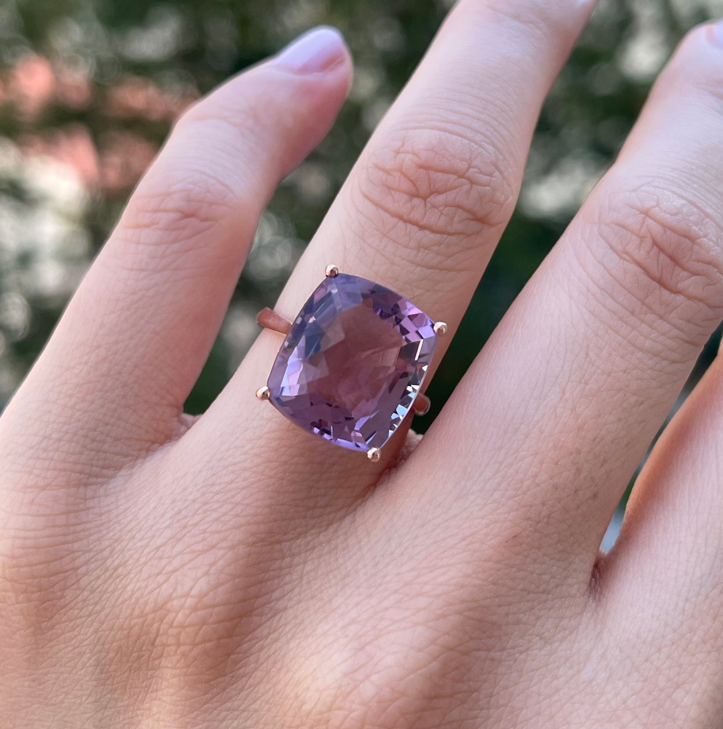 9ct rose gold 8.9ct Rose de France amethyst ring