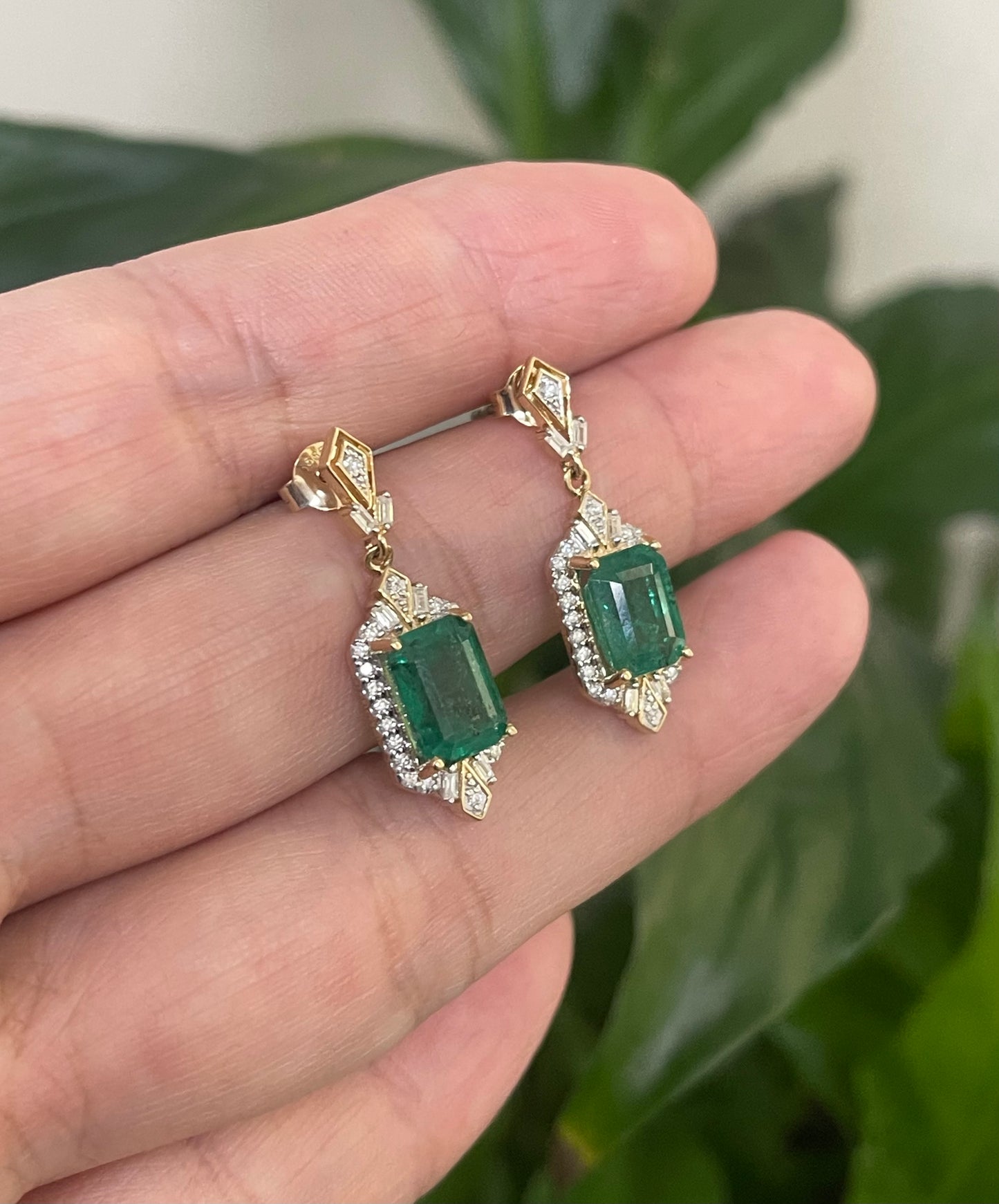 Art Deco Style 4.03ct Natural Emerald Diamond Drop Earrings In 14ct Yellow Gold