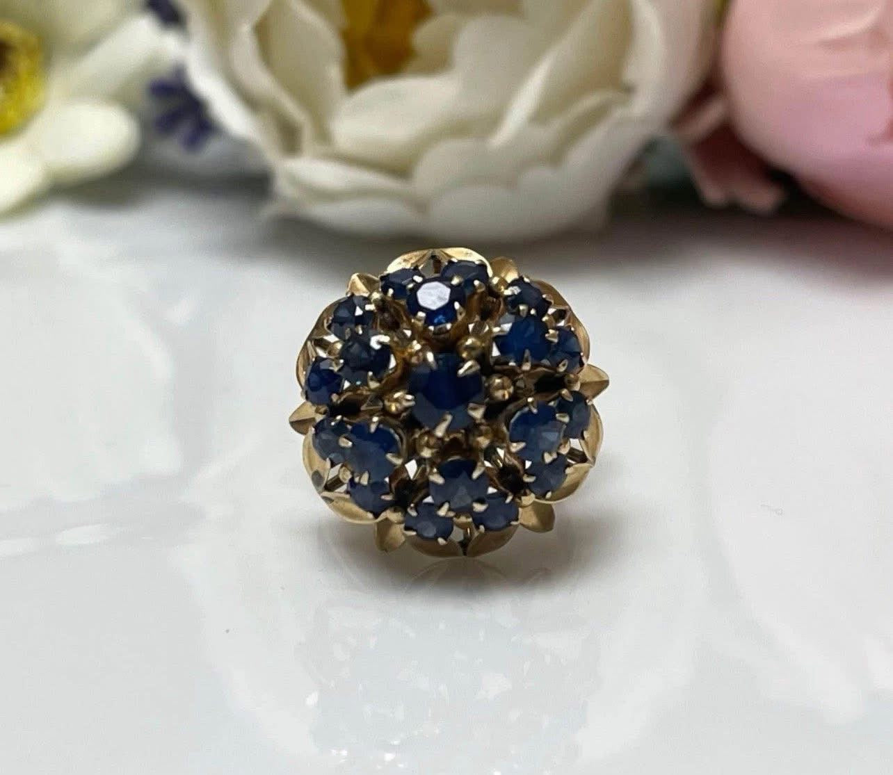 Vintage 10ct Yellow Gold Tripe Halo Design Natural Blue Sapphire Cluster Ring