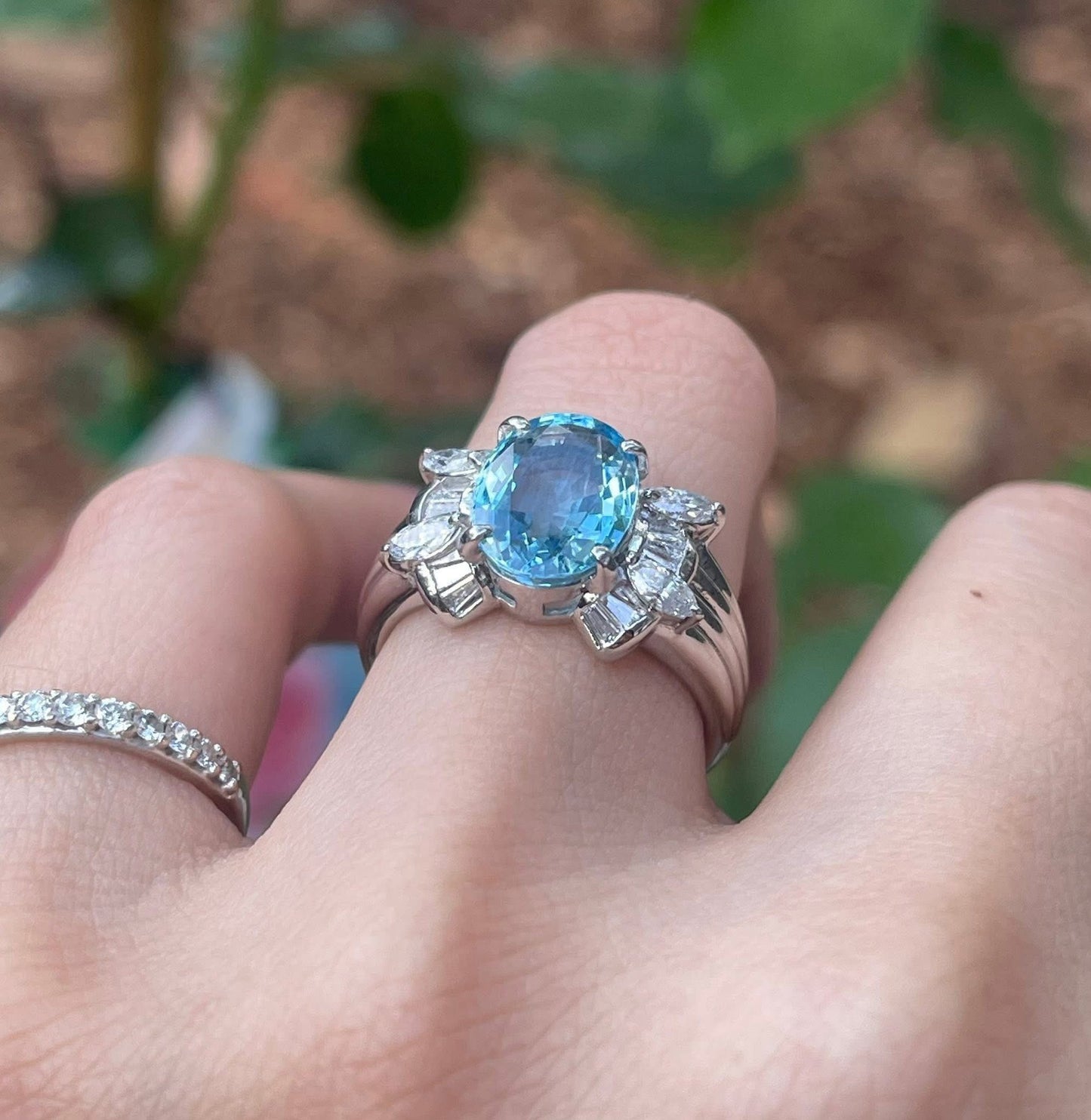 Heavy 900 platinum 2.8ct natural aquamarine diamond ring