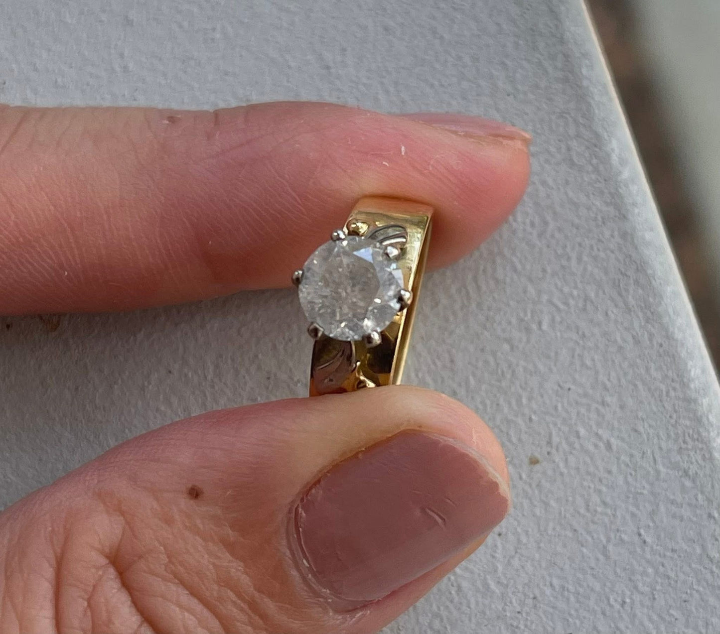 Vintage 60s 18ct yellow gold 1ct earth mined salt & pepper diamond solitaire ring