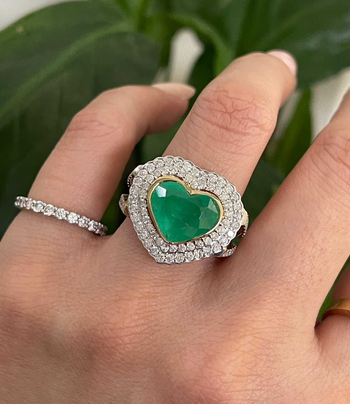 Luxury 4.7ct Natural Heart Emerald Double Diamond Halo Ring In 14ct Yellow Gold