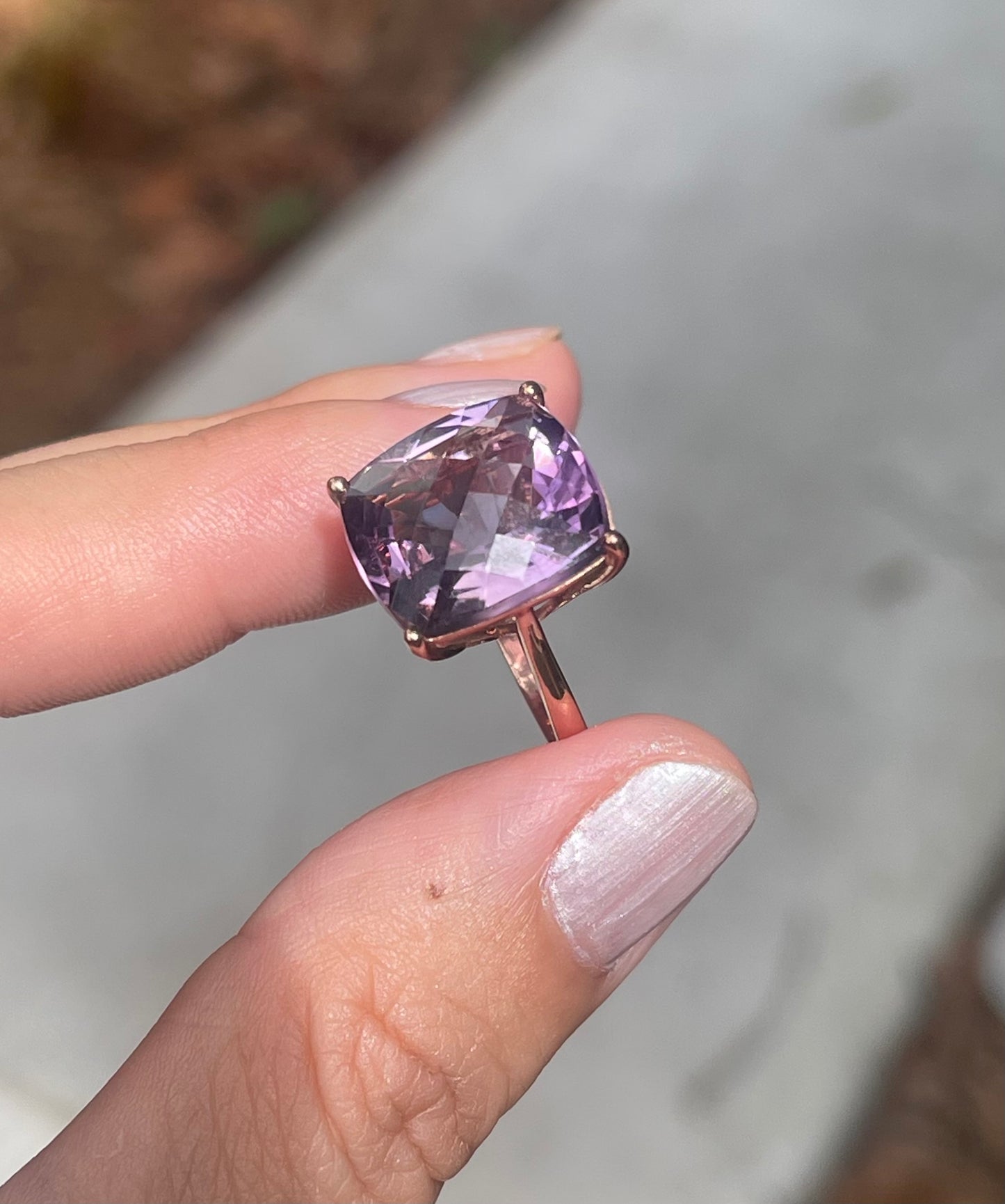 9ct rose gold 8.9ct Rose de France lavender amethyst ring