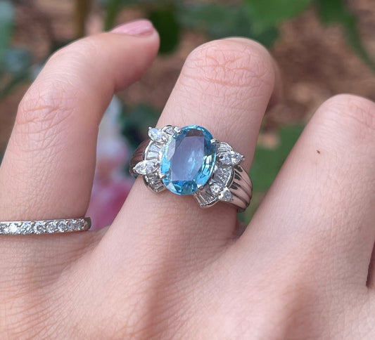 Heavy 900 platinum 2.8ct natural aquamarine diamond ring