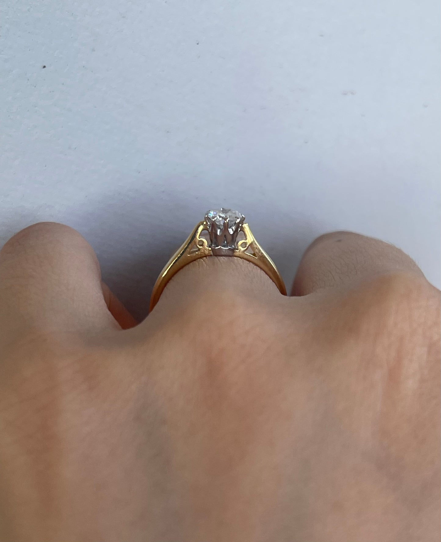 Antique 18ct yellow gold 0.4ct diamond solitaire ring with full UK hallmarks