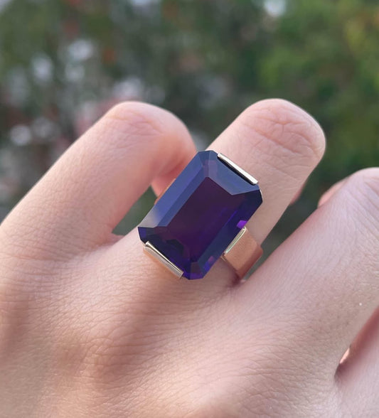 Vintage handmade 9ct yellow gold purple amethyst cocktail ring