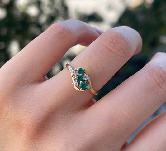 Vintage handmade 18ct yellow & white gold natural emerald diamond dress ring
