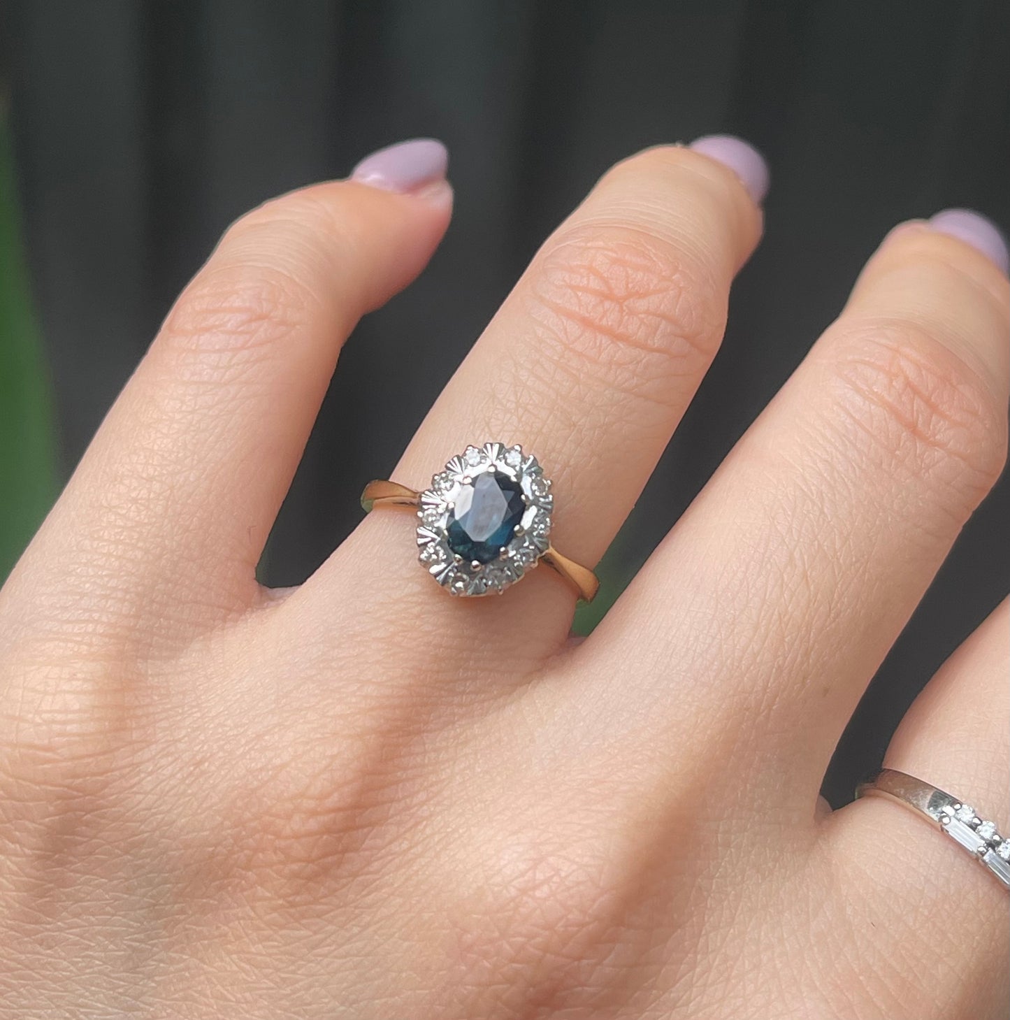 Vintage 1975 London 18CT yellow white gold natural sapphire diamond ring