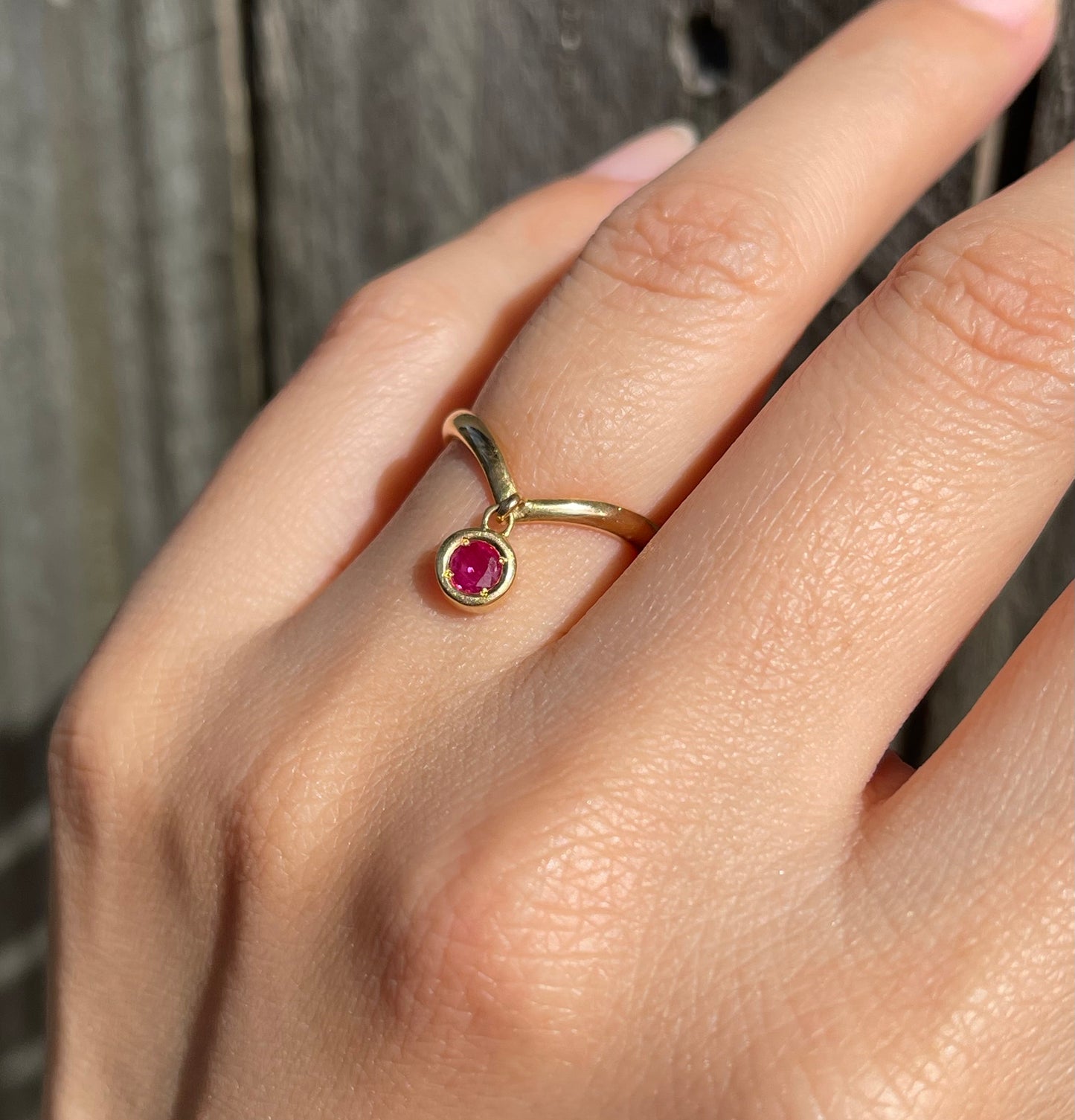 0.16ct Ruby Drop Chevron Band V Ring In 18ct Yellow Gold